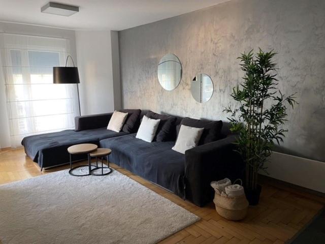 Apartment Lungomare Pula Bagian luar foto