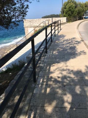 Apartment Lungomare Pula Bagian luar foto